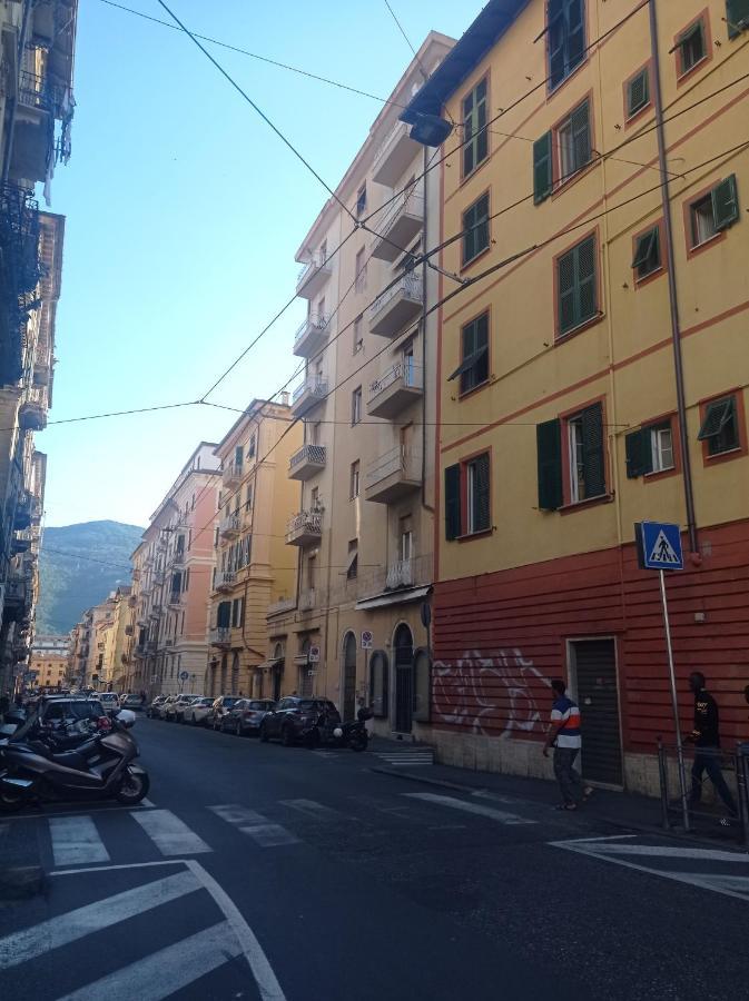 A La Gare Apartment La Spezia Bagian luar foto