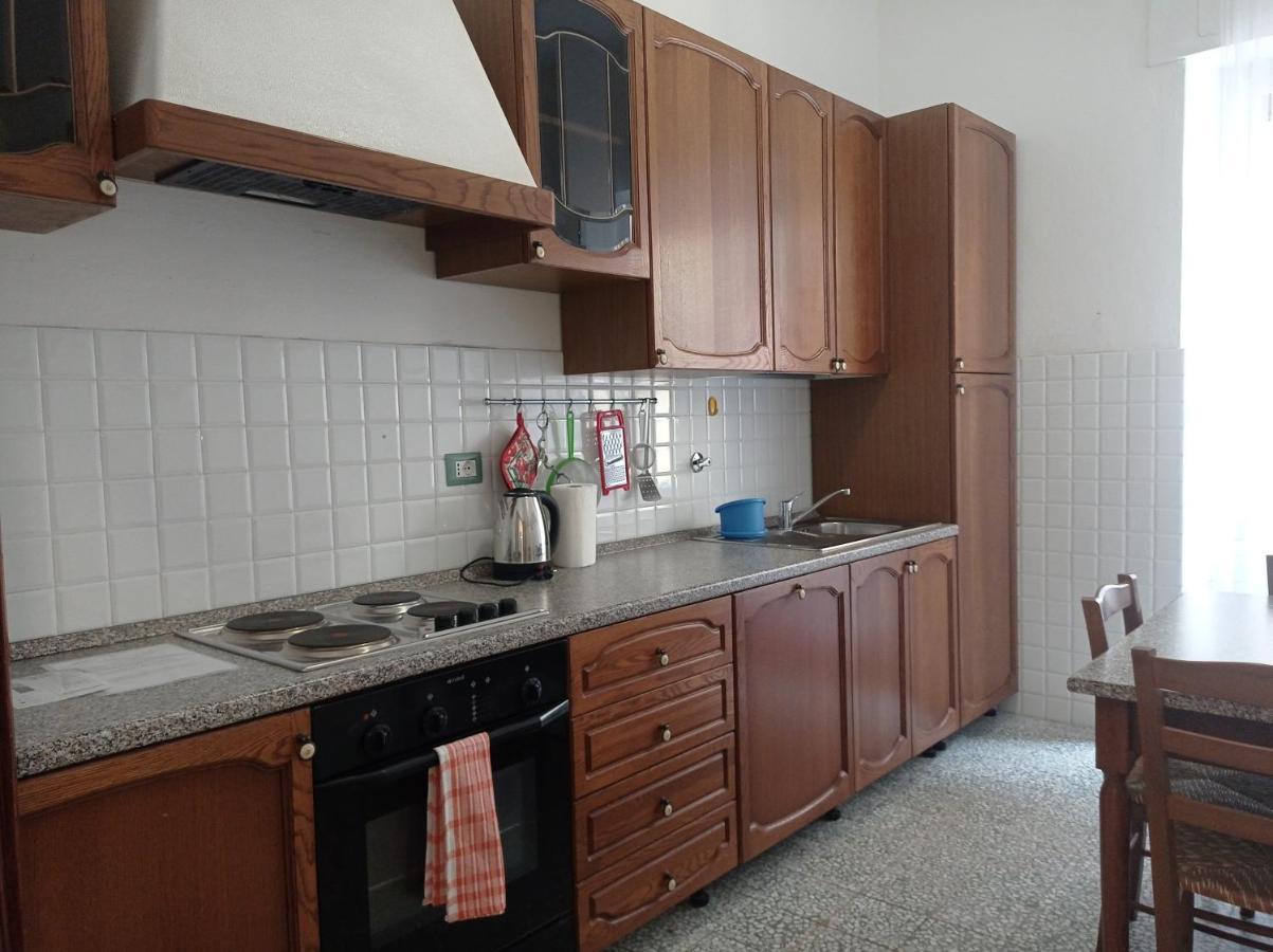 A La Gare Apartment La Spezia Bagian luar foto